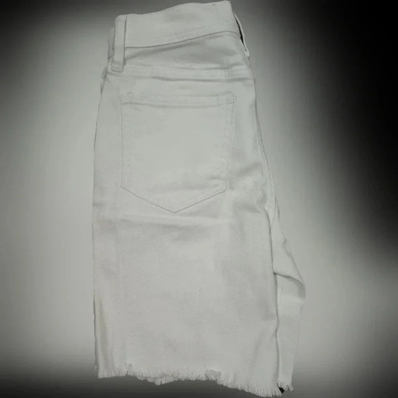 Hollister Ultra High-Rise Denim Shorts - Size 26 white - Picture 7 of 15